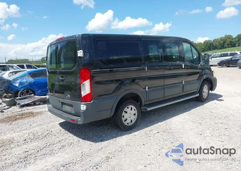 2017 Ford Transit T-250 z USA, uszkodzony, nr VIN 1FTYR1ZM9HKB08710